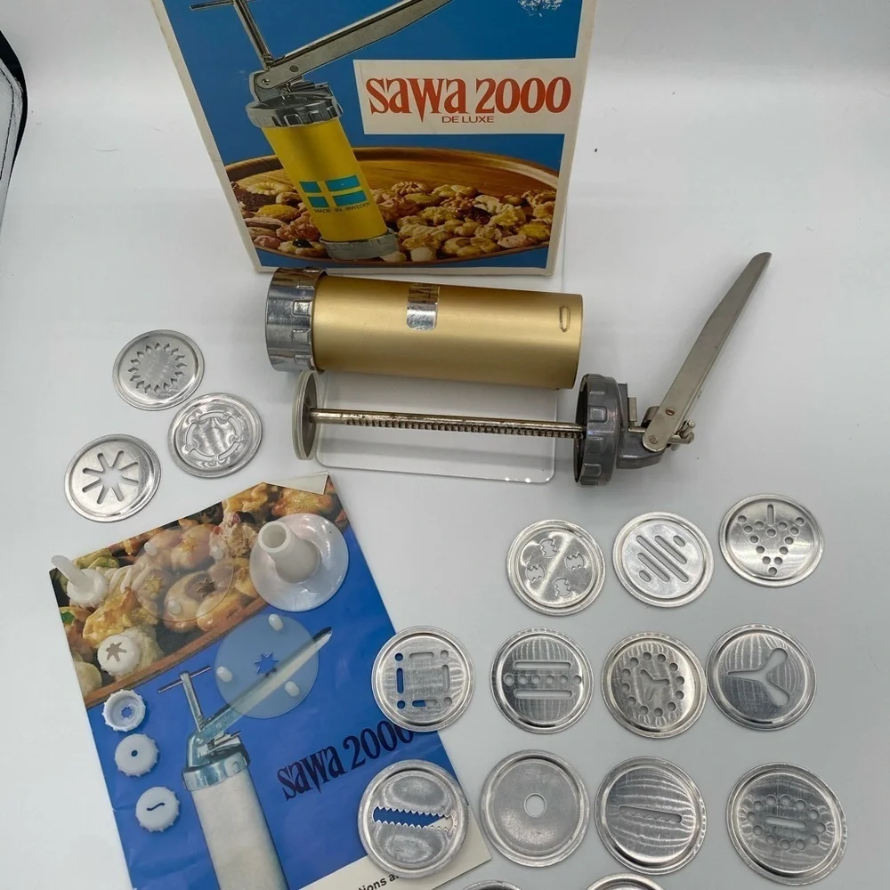 Vintage SAWA 2000 Deluxe Swedish Metal Cookie Gun Decorator Press